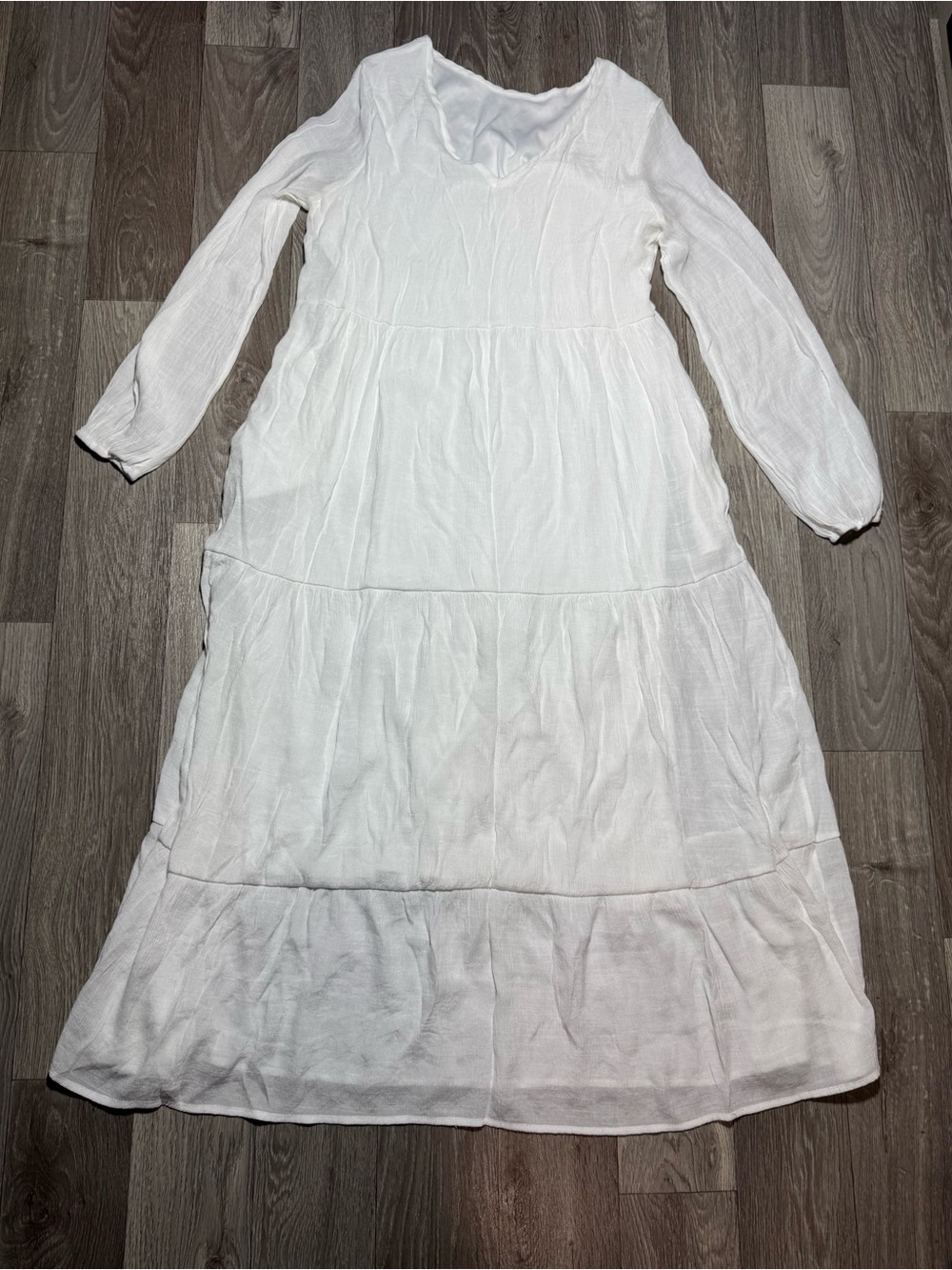 Unbranded Womans Maxi Tiered Long Sleeve Dress Size Medium